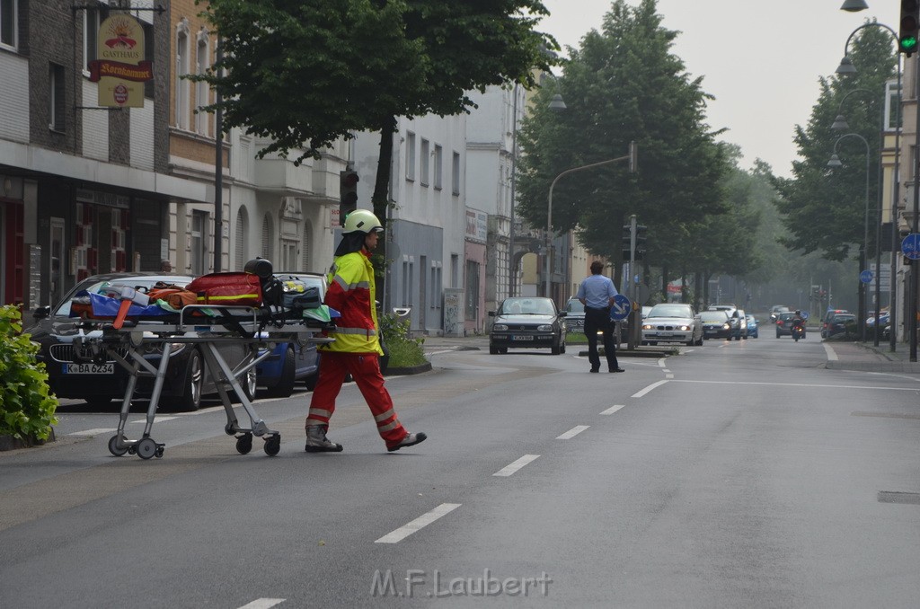 Feuer Koeln Hoehenberg Olpenerstr P17.JPG - Miklos Laubert